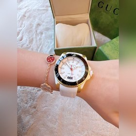 GUCCI Gucci Doraemon серия Сапфир серия часы 40 мм диаметр Стильн