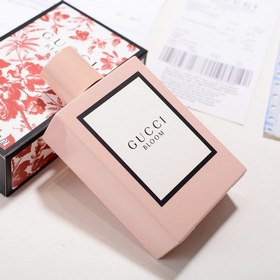Название бренда： Gucci Цветочная радость Упаковка товара： полный