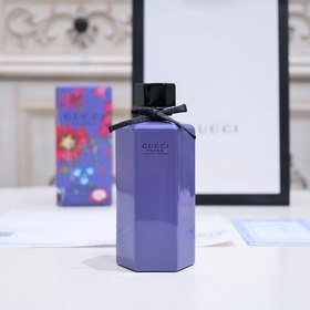 Название бренда： Gucci Лавандовый пурпурный флакон с ароматом цве