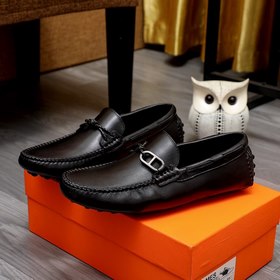 HERMES Черные классические туфли с закрытым носком Изготовлены из