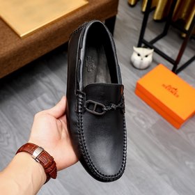 HERMES Черные классические туфли с закрытым носком Изготовлены из