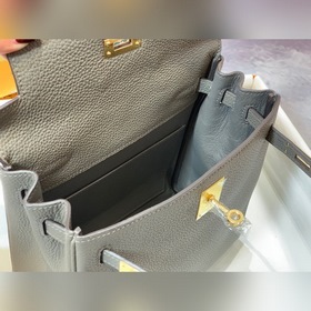 Рюкзак Hermès Kelly Ado &nbsp; , новая модель из серии Kelly 