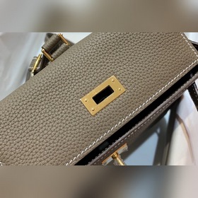 Рюкзак Hermès Kelly Ado &nbsp; , новая модель из серии Kelly 