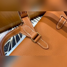 Рюкзак Hermes Kelly Ado &nbsp; , новая модель из серии Kelly 