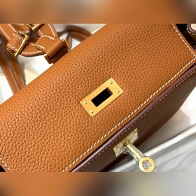 Рюкзак Hermes Kelly Ado &nbsp; , новая модель из серии Kelly 