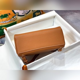 Рюкзак Hermes Kelly Ado &nbsp; , новая модель из серии Kelly 