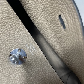 Hermès Импортная сумка из кожи TC серебристо-золотыми застежками 