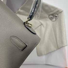 Hermès KL сумка из кожи Epsom, асфальтово-серая с золотыми серебр