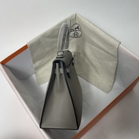 Hermès KL сумка из кожи Epsom, асфальтово-серая с золотыми серебр
