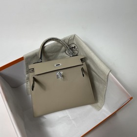 Сумка Hermes KL из кожи Epsom, серый, серебряными застежками Ручн