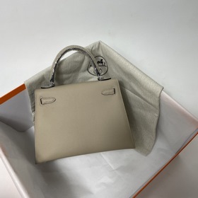 Сумка Hermes KL из кожи Epsom, серый, серебряными застежками Ручн