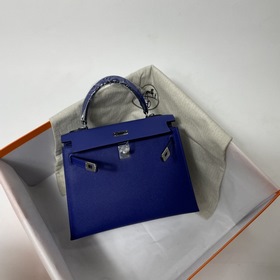 Сумка Hermes KL из кожи Epsom, электрически-синяя с золотыми сере