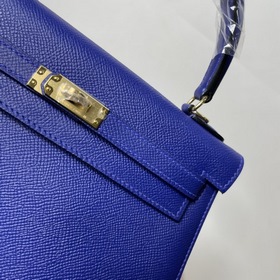 Сумка Hermes KL из кожи Epsom, электрически-синяя с золотыми сере