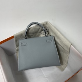 Сумка Hermes KL из кожи Epsom, льняной синий с золотыми серебряны