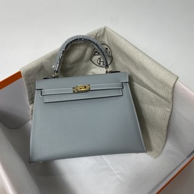 Сумка Hermes KL из кожи Epsom, льняного цвета с золотыми серебрян