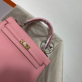 Hermès KL сумка из кожи Epsom, молочно-розового цвета серебряными
