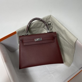 Сумка Hermes KL из кожи Epsom, бордовый цвет с золотыми серебряны