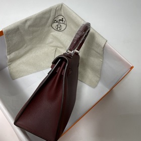 Сумка Hermes KL из кожи Epsom, бордовый цвет с золотыми серебряны