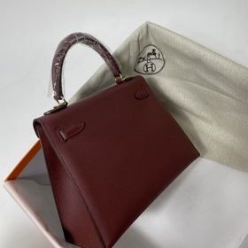 Сумка Hermes KL из кожи Epsom, бордовый цвет с золотыми серебряны
