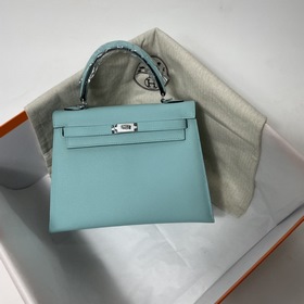 Hermès KL сумка из кожи Epsom, макаронного цвета с золотыми сереб