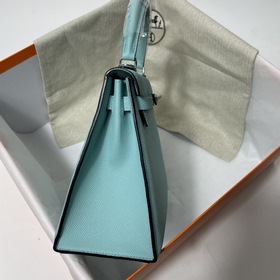 Hermès KL сумка из кожи Epsom, макаронного цвета с золотыми сереб
