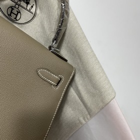 Hermès KL сумка из кожи Epsom, слоновая кость серебряной застежко