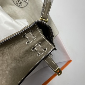 Hermès KL сумка из кожи Epsom, слоновая кость серебряной пряжкой 