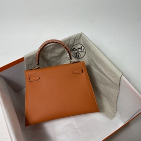 Сумка Hermes KL из кожи Epsom, оранжевая с золотыми серебряными з