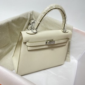 Сумка Hermes KL из кожи Epsom, цвет молочного коктейля серебряной