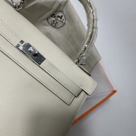 Сумка Hermes KL из кожи Epsom, цвет молочного коктейля серебряной