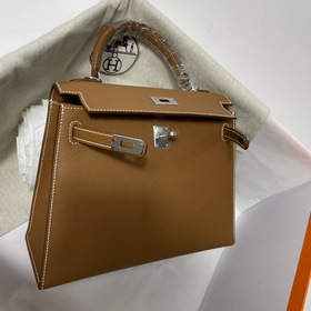 Сумка Hermes KL из кожи Epsom с золотисто-коричневой пряжкой Ручн