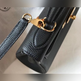 Hermès Kelly 25, 28 сумка через плечо, черная с золотыми серебрян