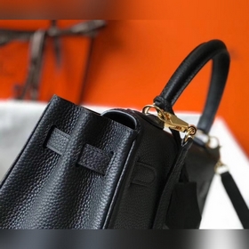 Hermès Kelly 25, 28 сумка через плечо, черная с золотыми серебрян