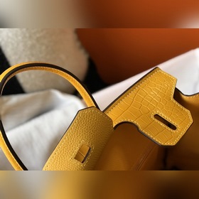 Hermès Янтарно-желтый Имитация крокодиловой кожи Togo сумка Же