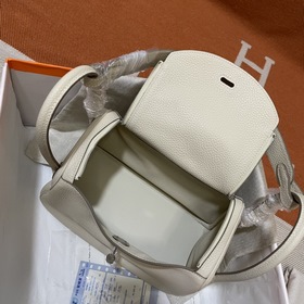 Сумка Hermes Lindy, импортная кожа TC, молочно-белый серебряной з