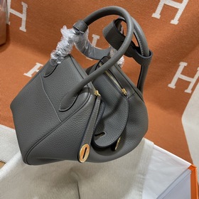 Сумка Hermes Lindy, импортная кожа TC, серебристо-золотая застежк