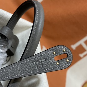Сумка Hermes Lindy, импортная кожа TC, серебристо-золотая застежк