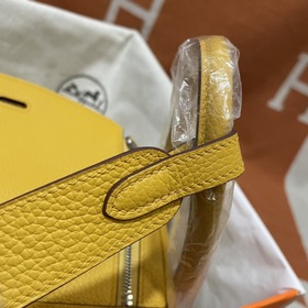 Сумка Hermes Lindy из импортной кожи TC с золотой и серебряной фу