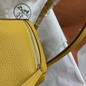 Сумка Hermes Lindy, импортная кожа TC, золотисто-янтарная серебря