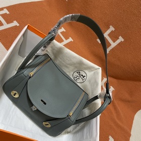 Сумка Hermes Lindy, импортная кожа TC, миндально-зеленая с золоты