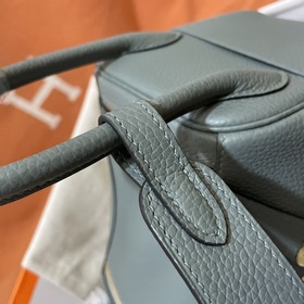 Сумка Hermes Lindy, импортная кожа TC, миндально-зеленая с золоты
