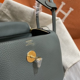 Сумка Hermes Lindy, импортная кожа TC, миндально-зеленая с золоты