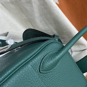 Сумка Hermes Lindy, импортная кожа TC, павлиний зеленый с золотым