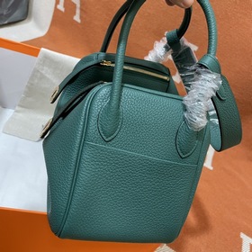 Сумка Hermes Lindy, импортная кожа TC, павлиний зеленый с золотым