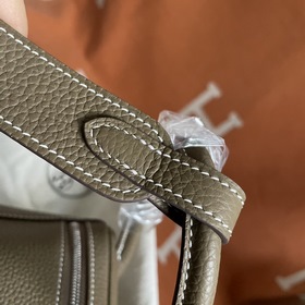 Сумка Hermes Lindy из импортной кожи TC, цвет слоновой кости с зо