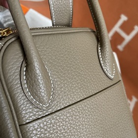 Сумка Hermes Lindy, импортная кожа TC, слоновая кость с золотыми 