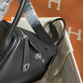 Сумка Hermes Lindy, импортная кожа TC, черная с золотыми серебрян