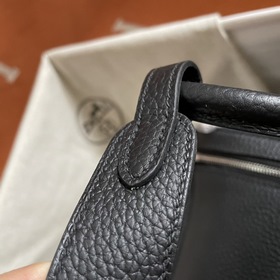 Сумка Hermes Lindy, импортная кожа TC, черная с золотыми серебрян