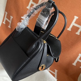 Сумка Hermes Lindy, импортная кожа TC, черная с золотыми серебрян