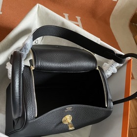 Сумка Hermes Lindy, импортная кожа TC, черная с золотыми серебрян